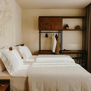 Casa Luz Placa Universitat, Sonder By Marriott Bonvoy Otel Barselona